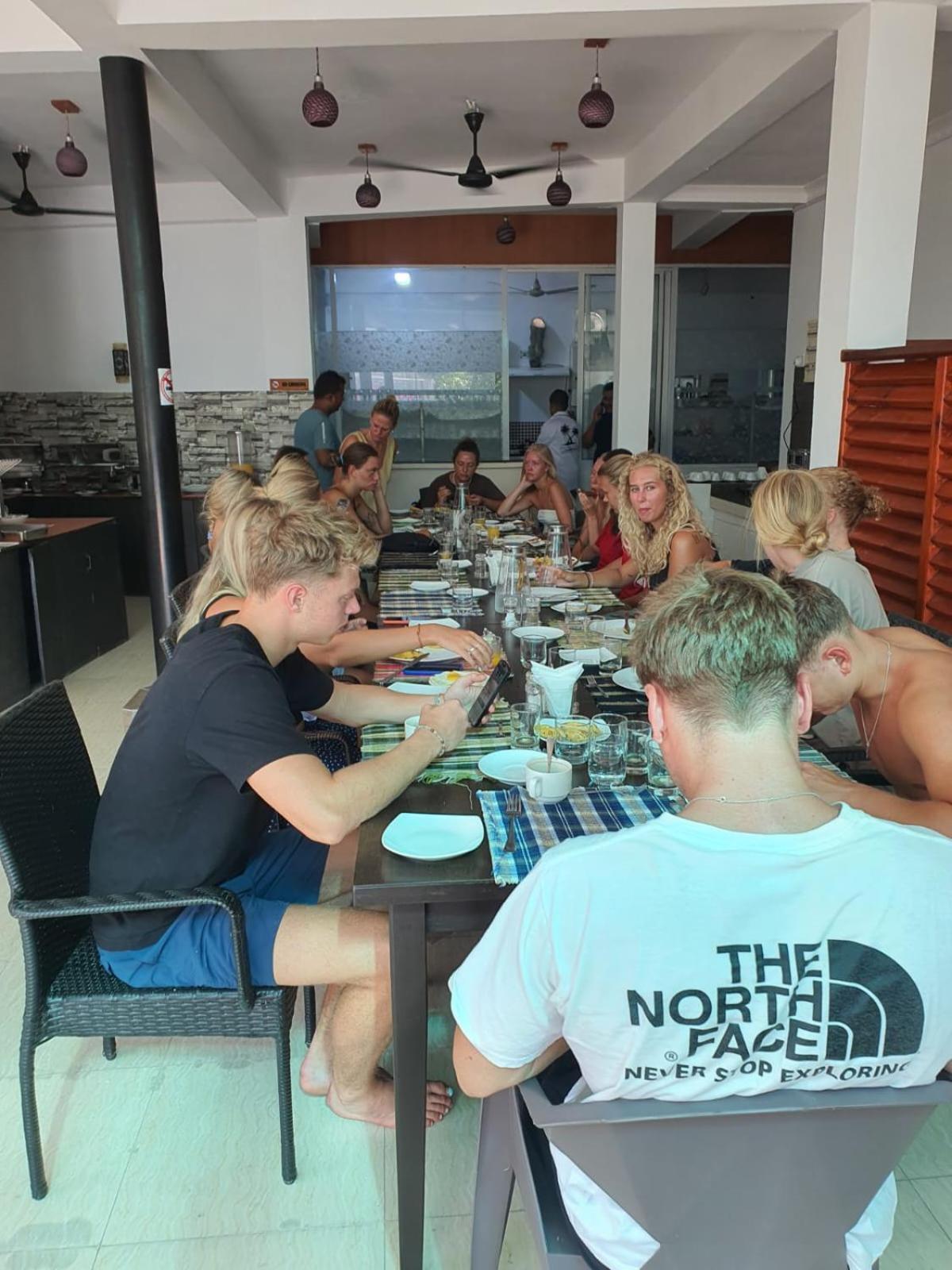 Guraidhoo Palm Inn Eksteriør bilde
